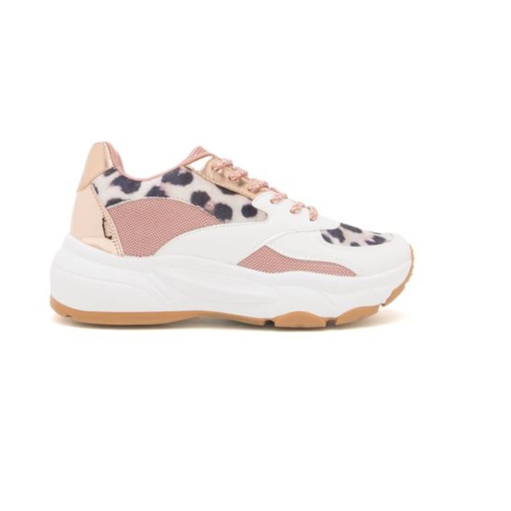 "BADDIE" Sneaker - Picture 4 of 8